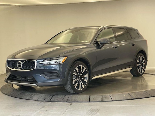 2020 Volvo V60 Cross Country