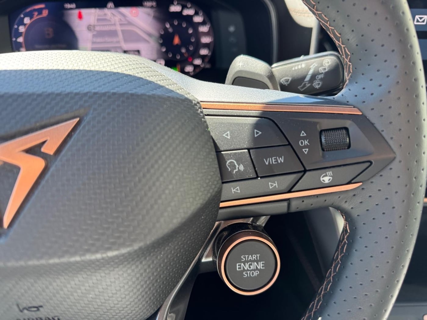 CUPRA Leon León 1.5 eTSI DSG 110 kW (150 CV) — photo 14