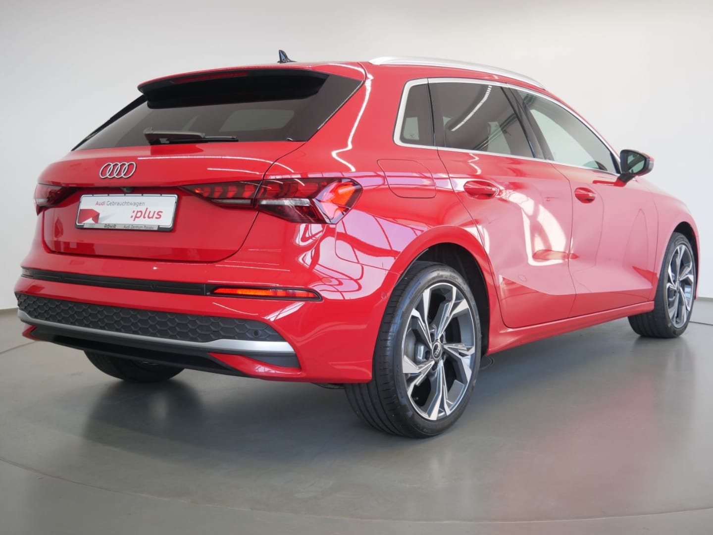 Bild über Audi A3 Sportback TDI S tronic - für weitere Informationen kontaktieren Sie den Audi Partner