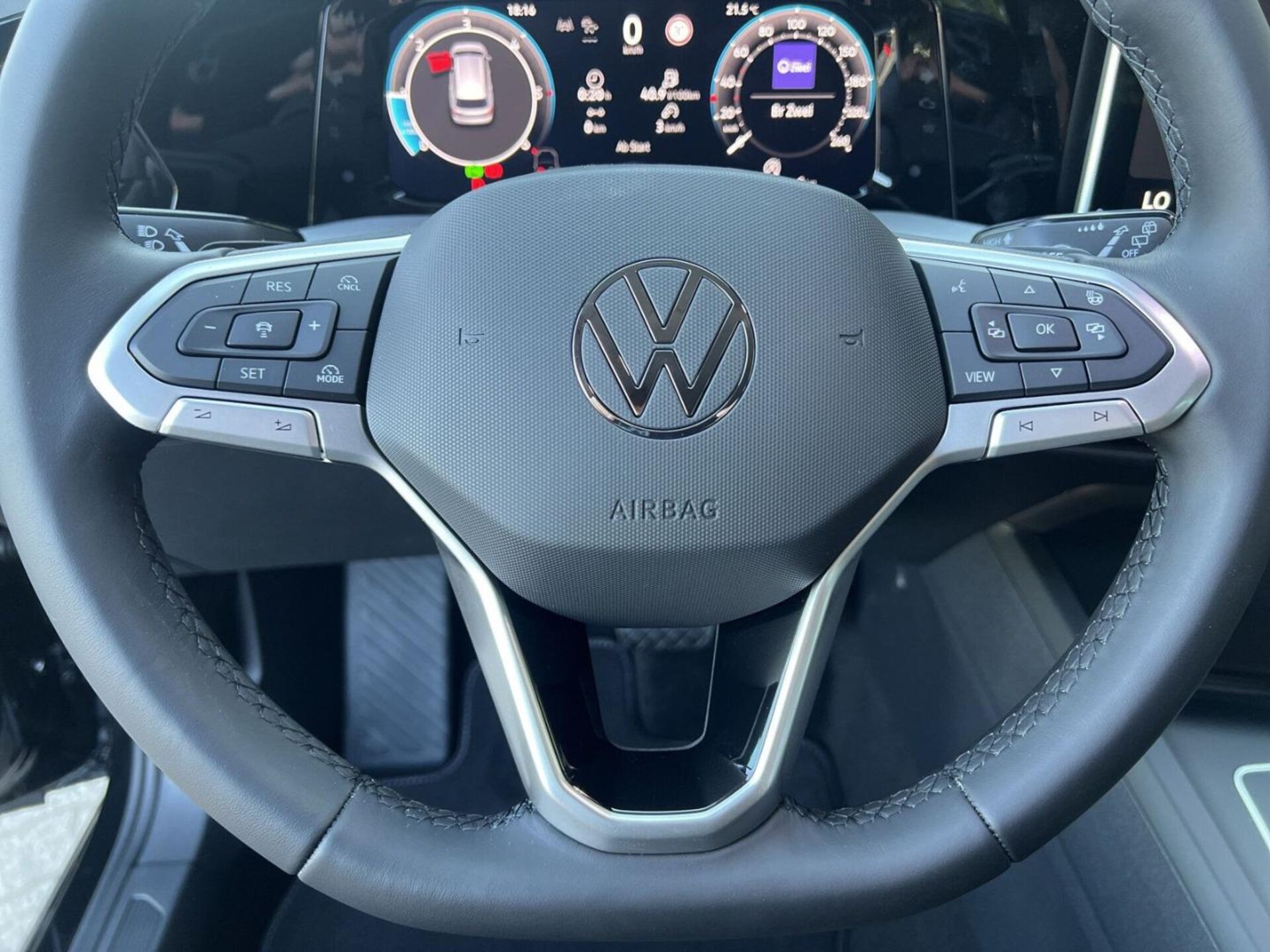 Volkswagen Golf Variant Life