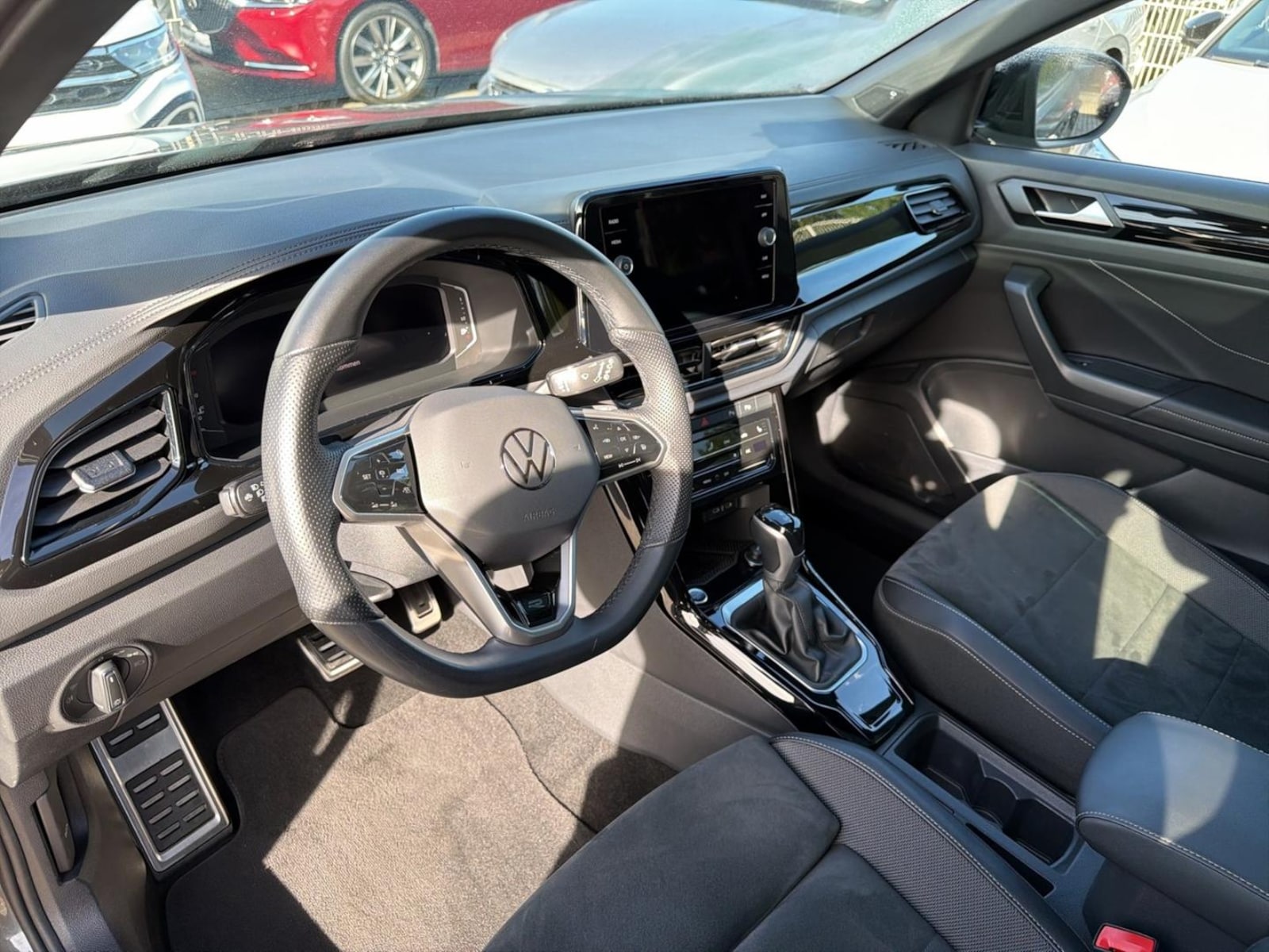 Volkswagen T-Roc – Bild 13