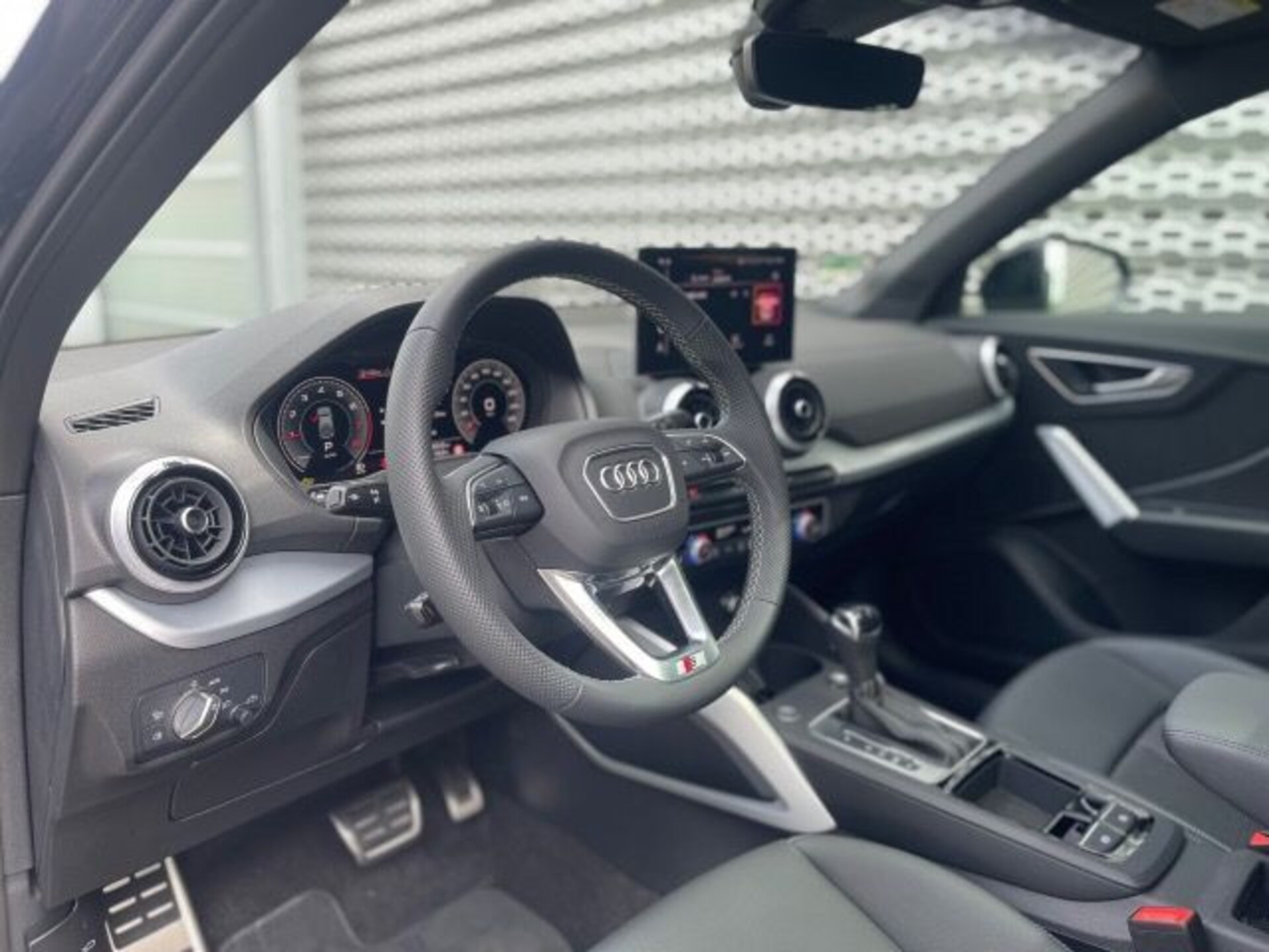 Audi Q2 S line