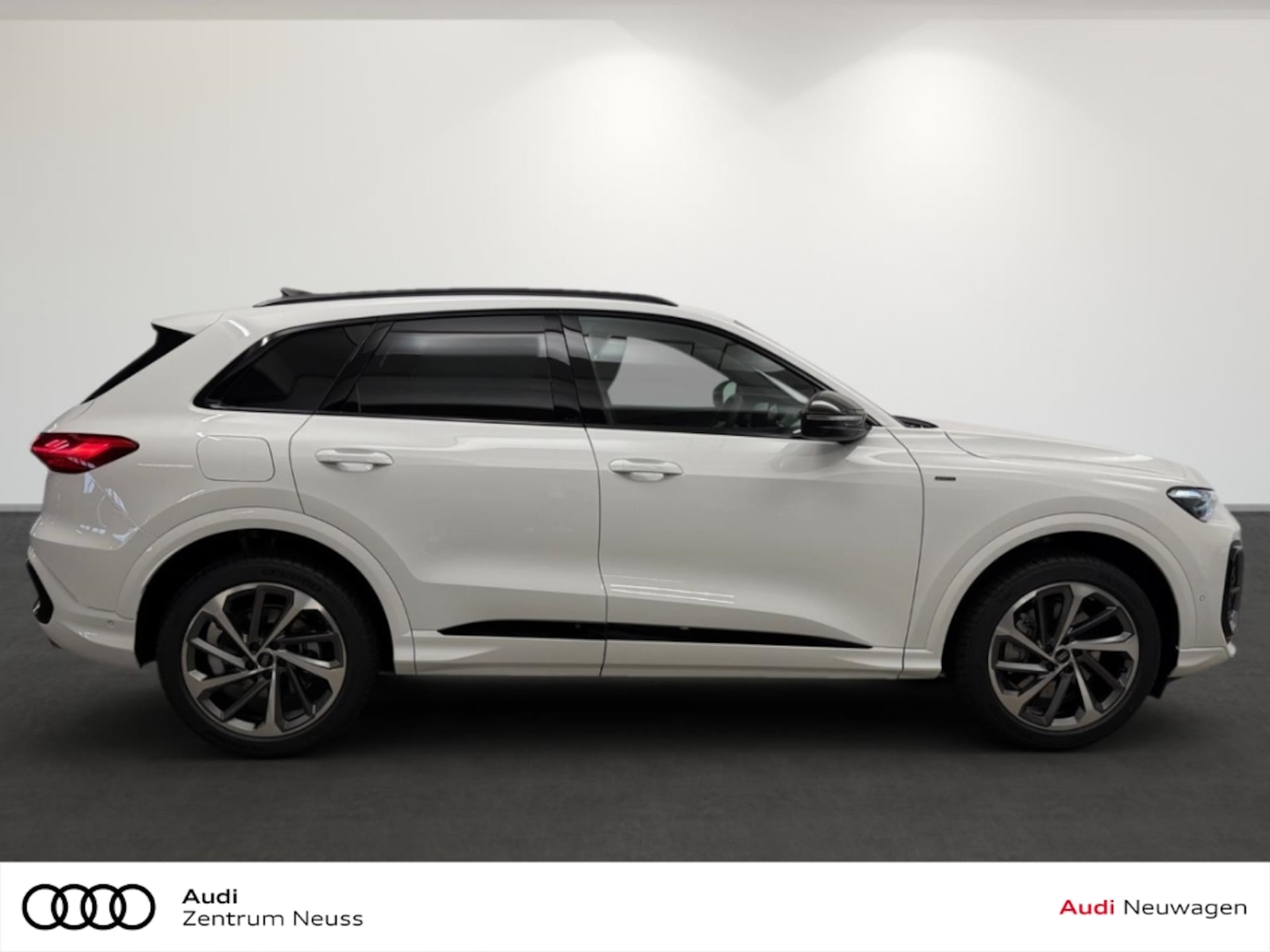 Audi Q5 SUV e-hybrid