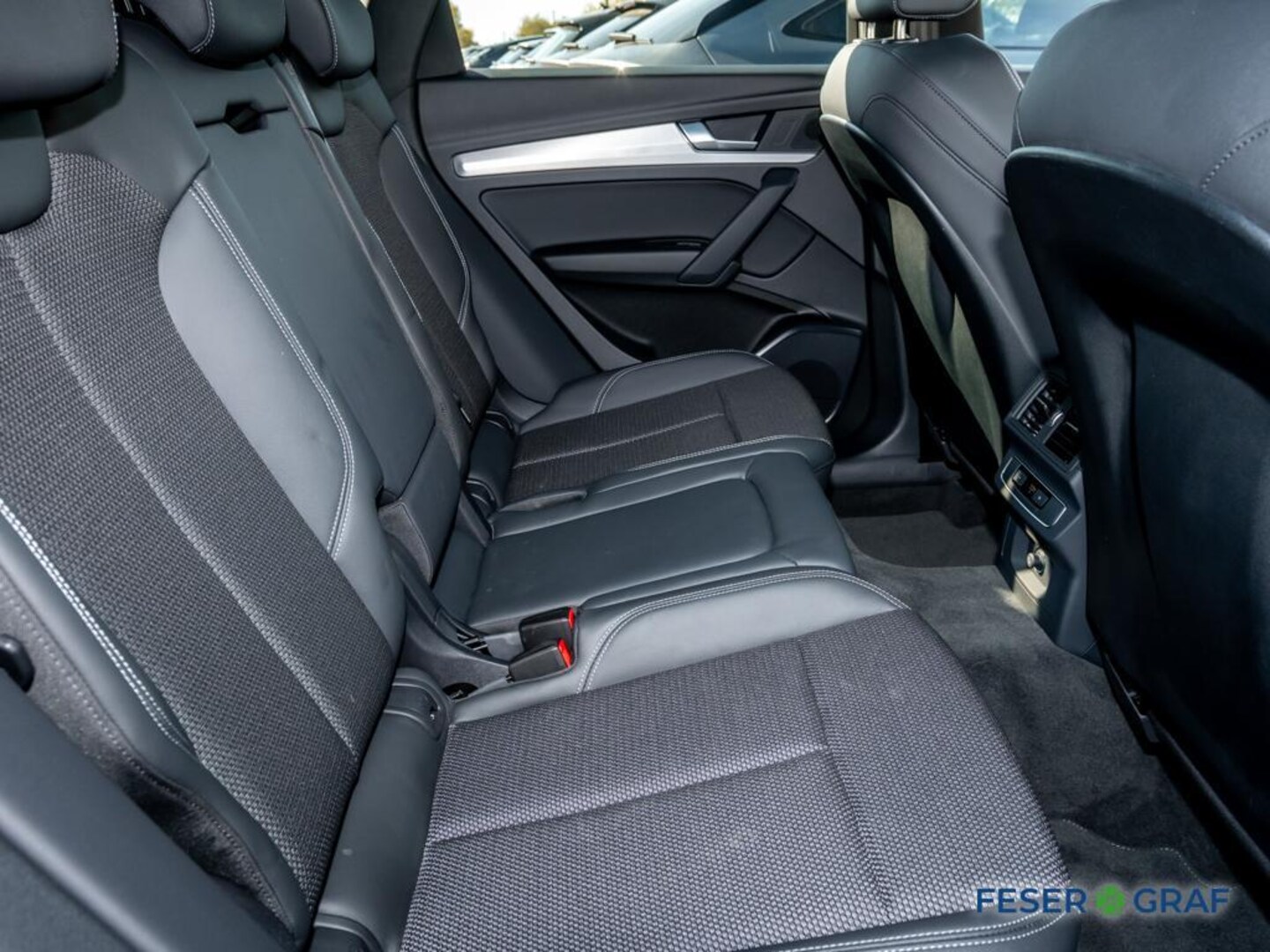Bild über Audi Q5 Sportback 40 TDI quattro S tronic - für weitere Informationen kontaktieren Sie den Audi Partner