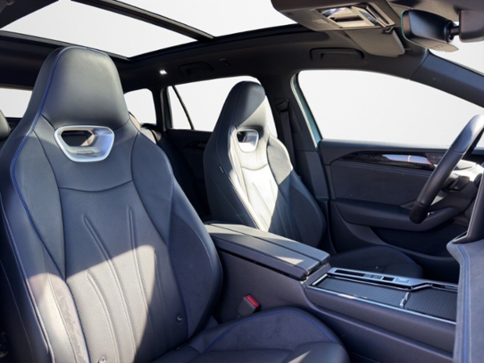 Volkswagen Passat – Bild 14