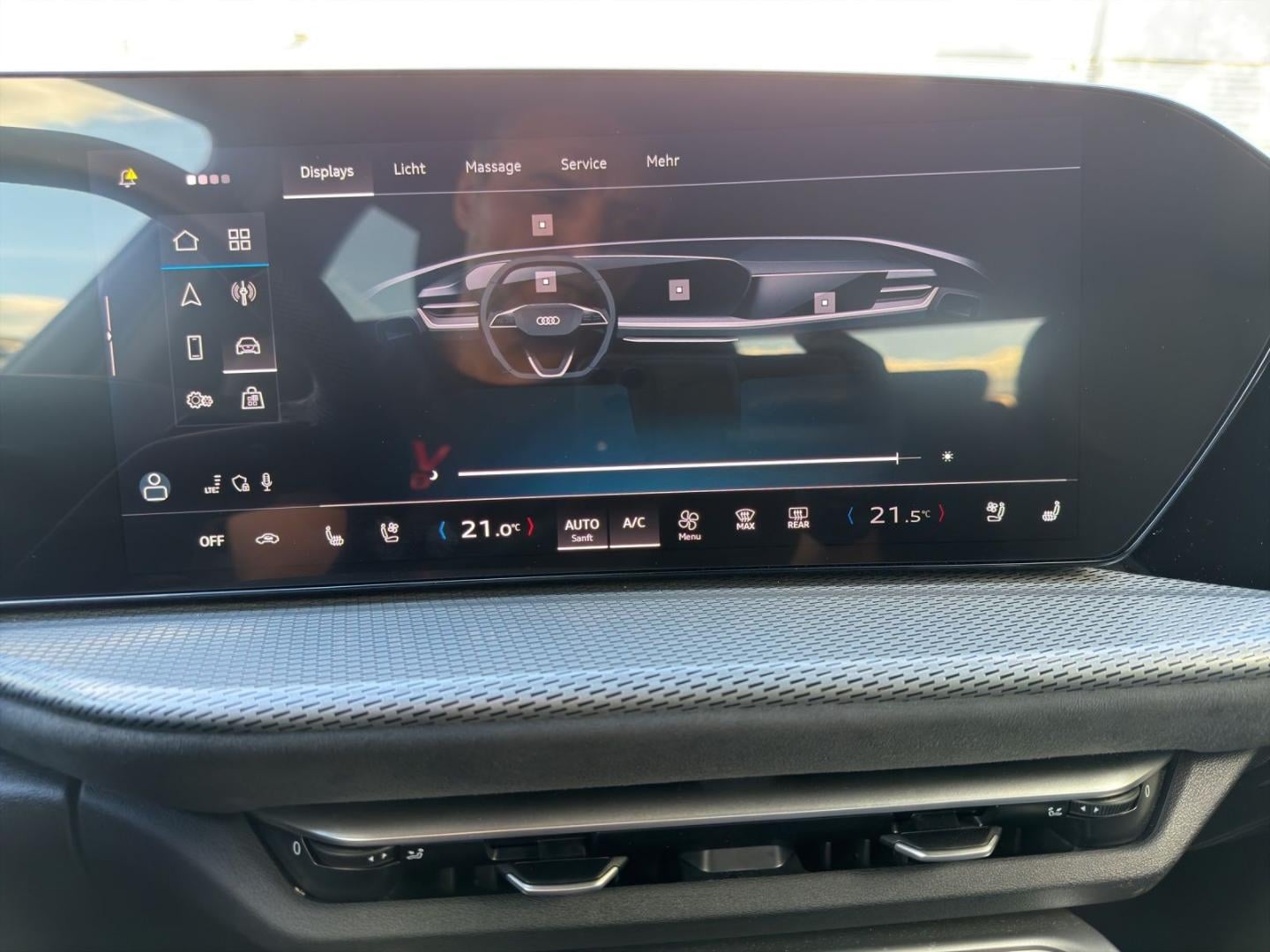Bild über Audi SQ5 SUV TFSI 270 kW S tronic - für weitere Informationen kontaktieren Sie den Audi Partner