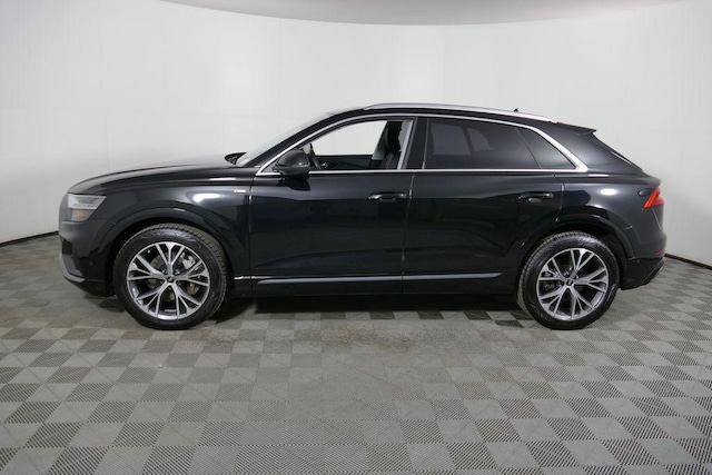 2023 Audi Q8