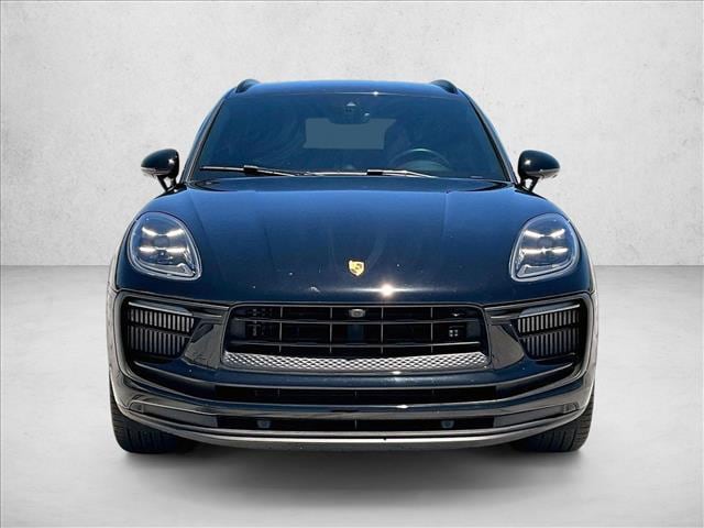 2022 Porsche Macan