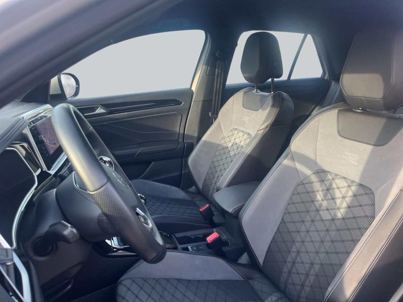 Volkswagen T-Roc – Bild 12