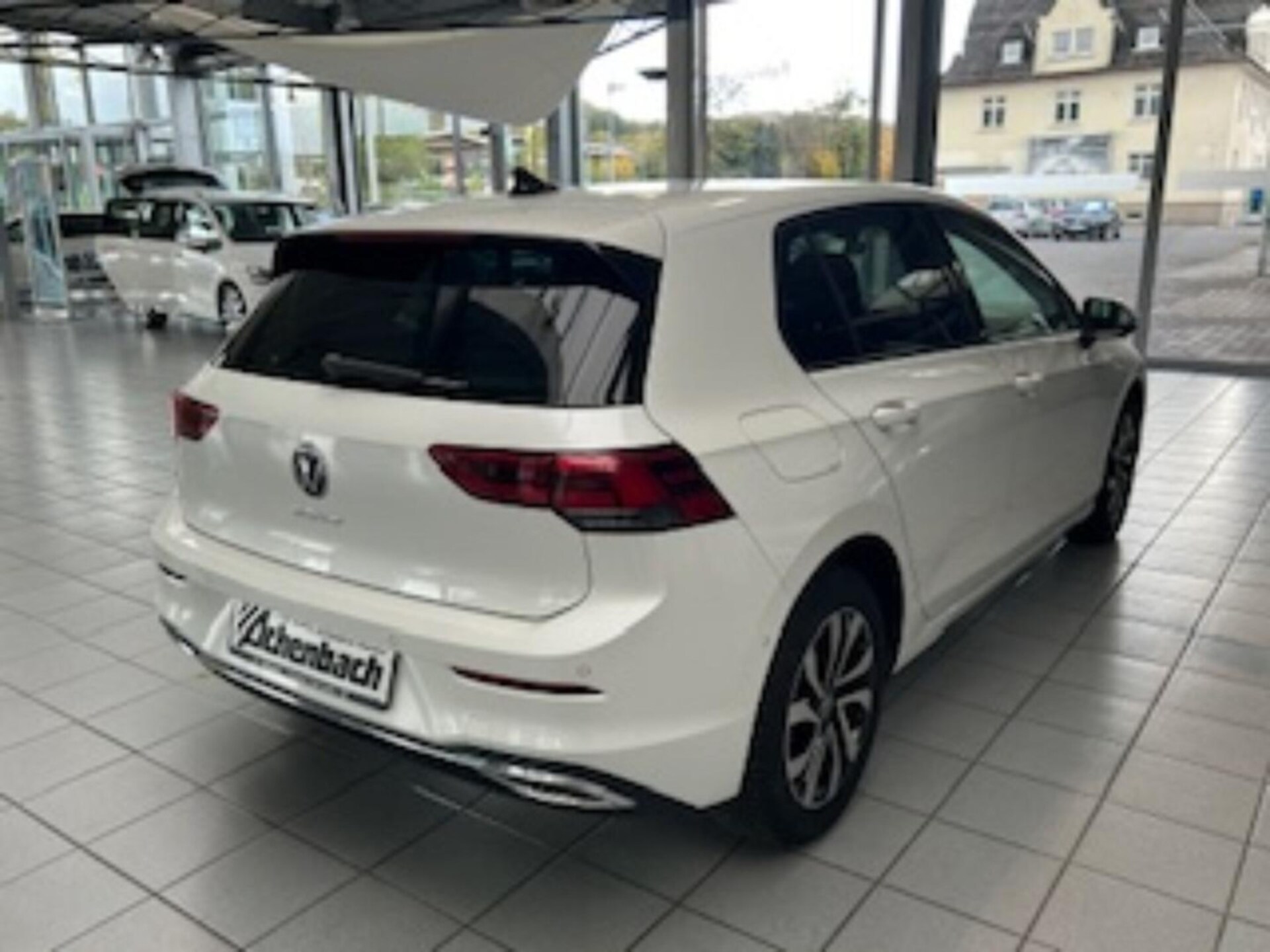 Volkswagen Golf Active