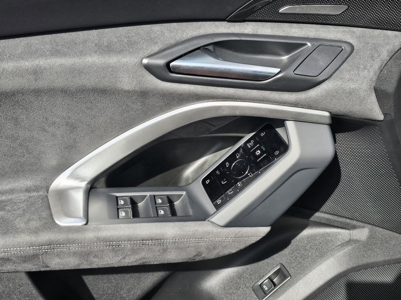 2025 Audi SQ5 Premium Plus - Photo 10