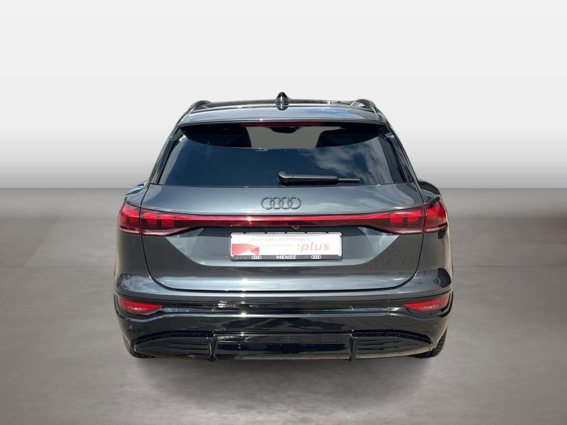 Audi SQ6 SUV e-tron