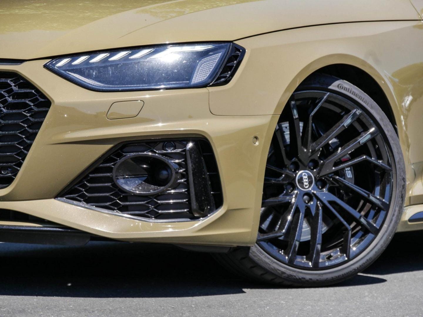 Image about Audi RS 4 Avant TFSI quattro tiptronic
