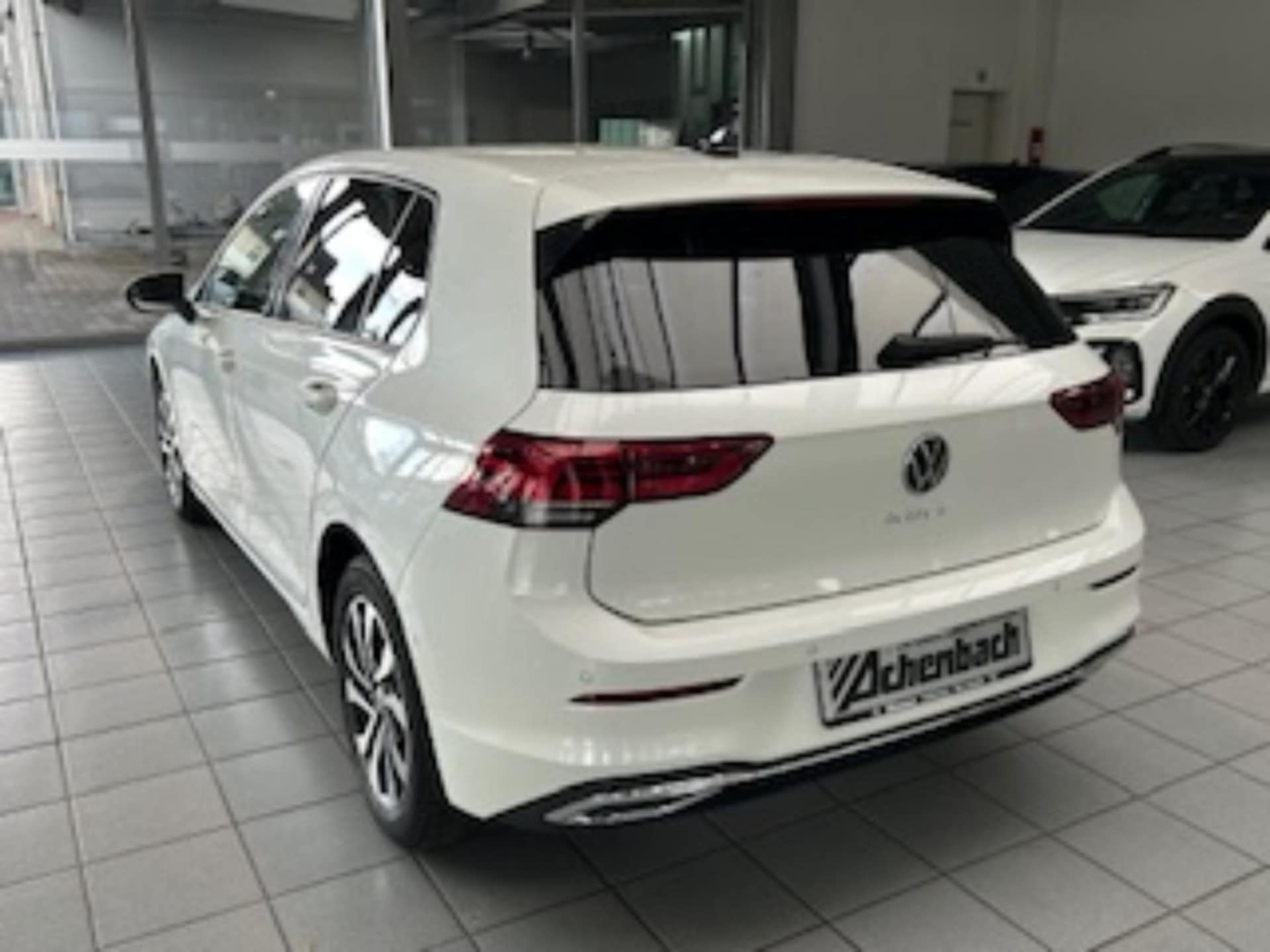Volkswagen Golf Active