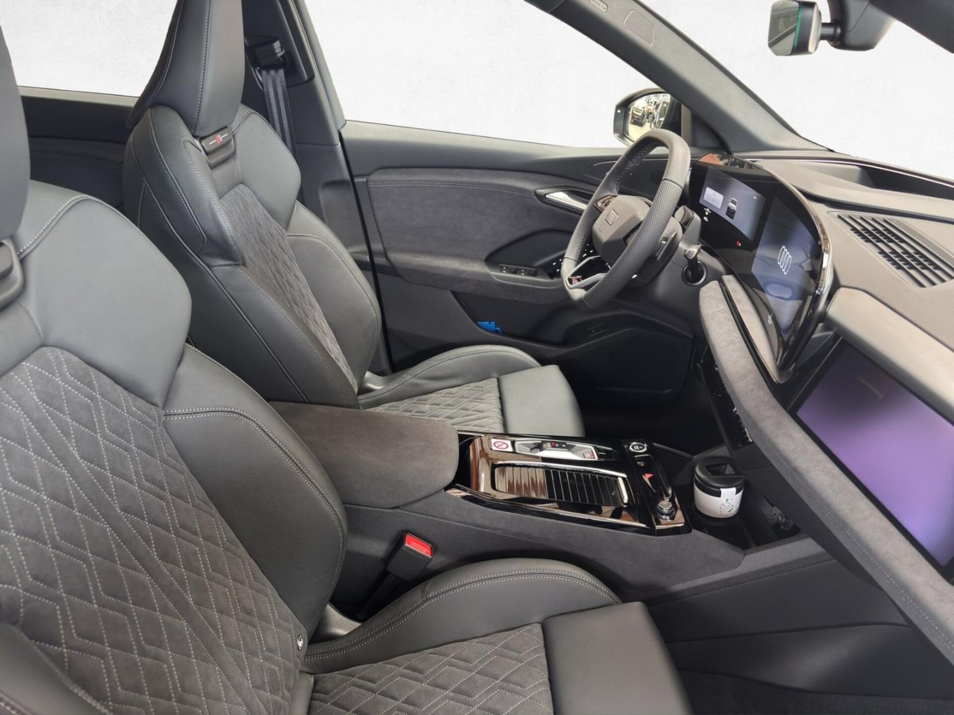 Audi Q6 SUV e-tron