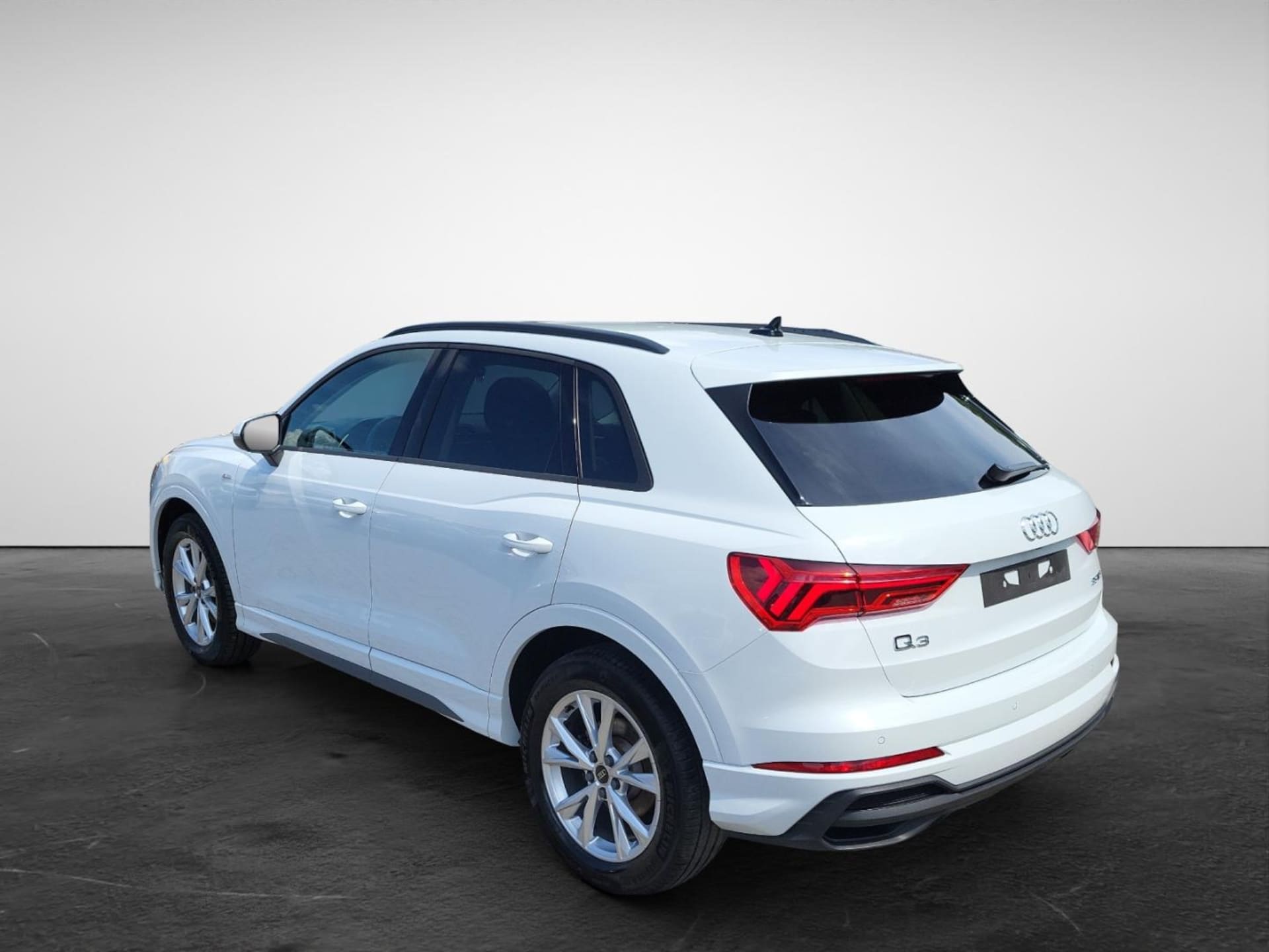 Audi Q3 SUV S line