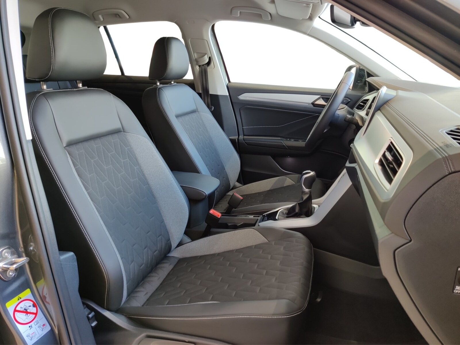 Volkswagen T-Roc – Bild 7