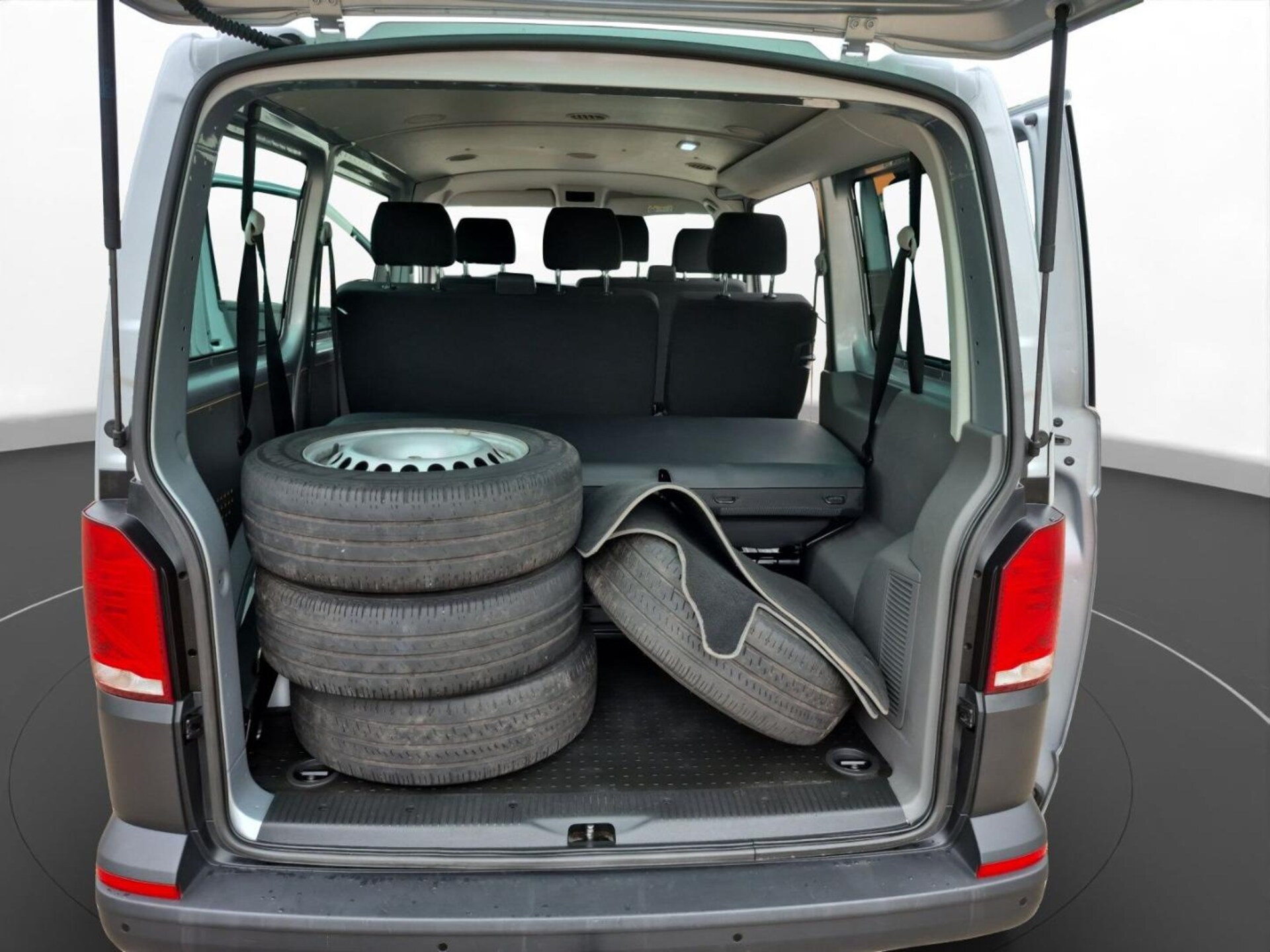 Volkswagen T6.1 Transporter Kombi kurzer Radstand