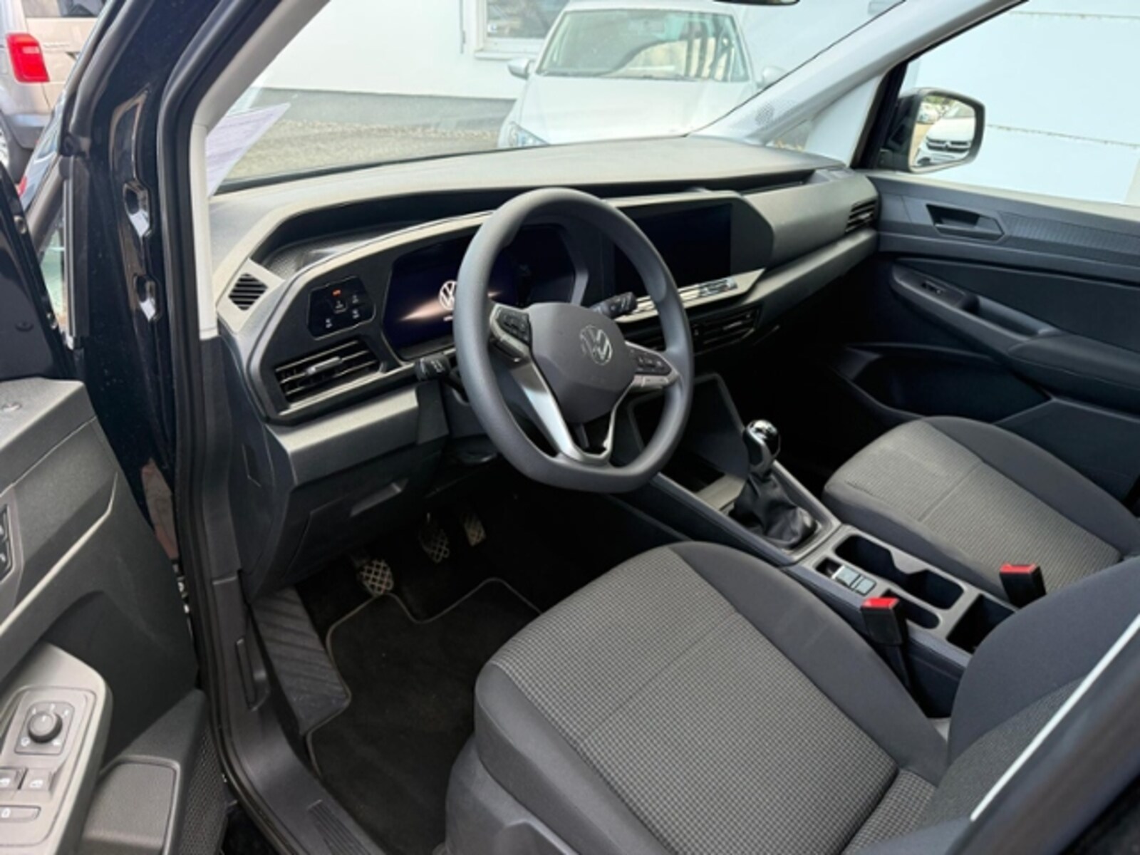 Volkswagen Caddy – Bild 7