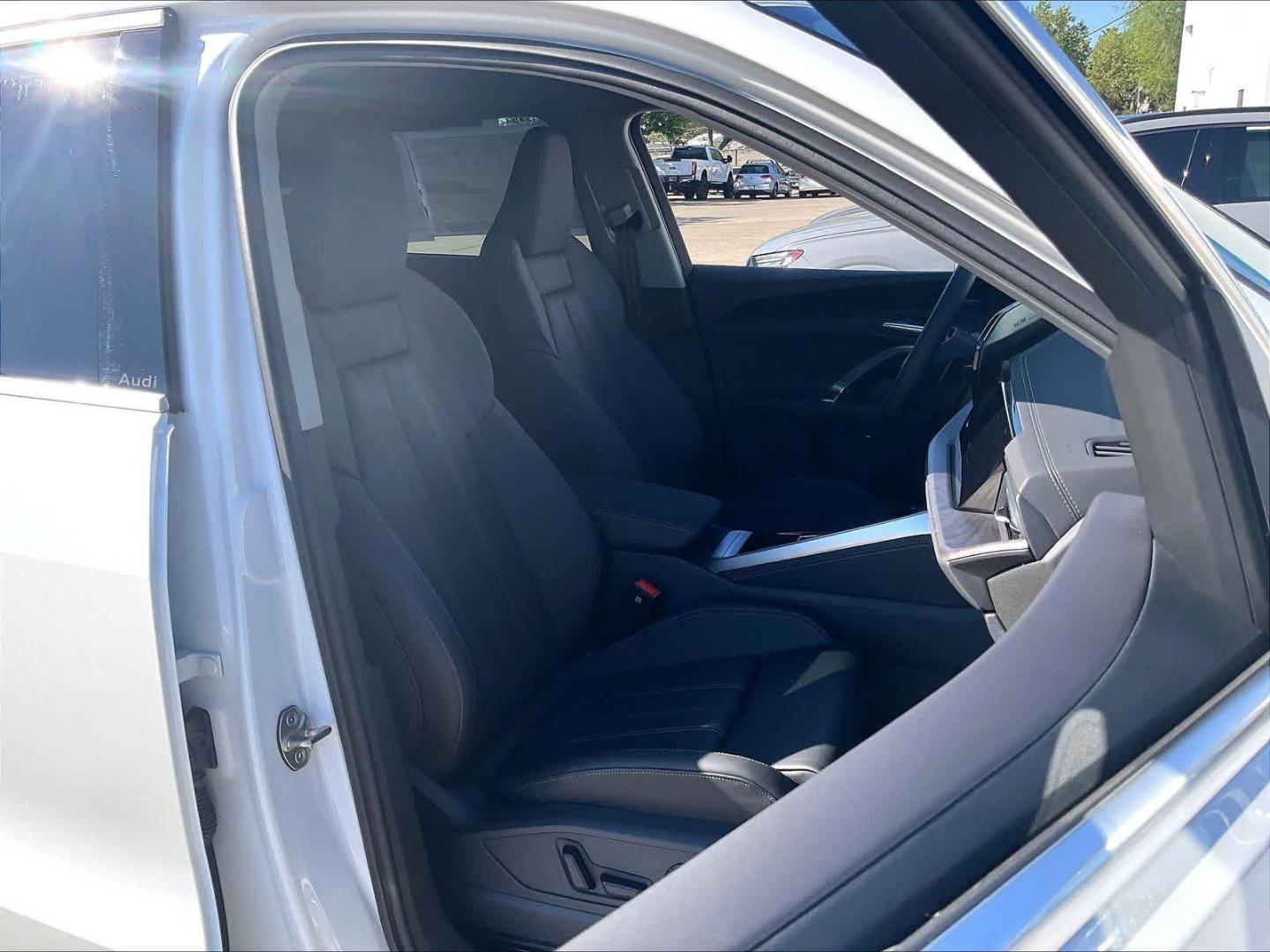 2025 Audi Q5 Premium Plus - Photo 22