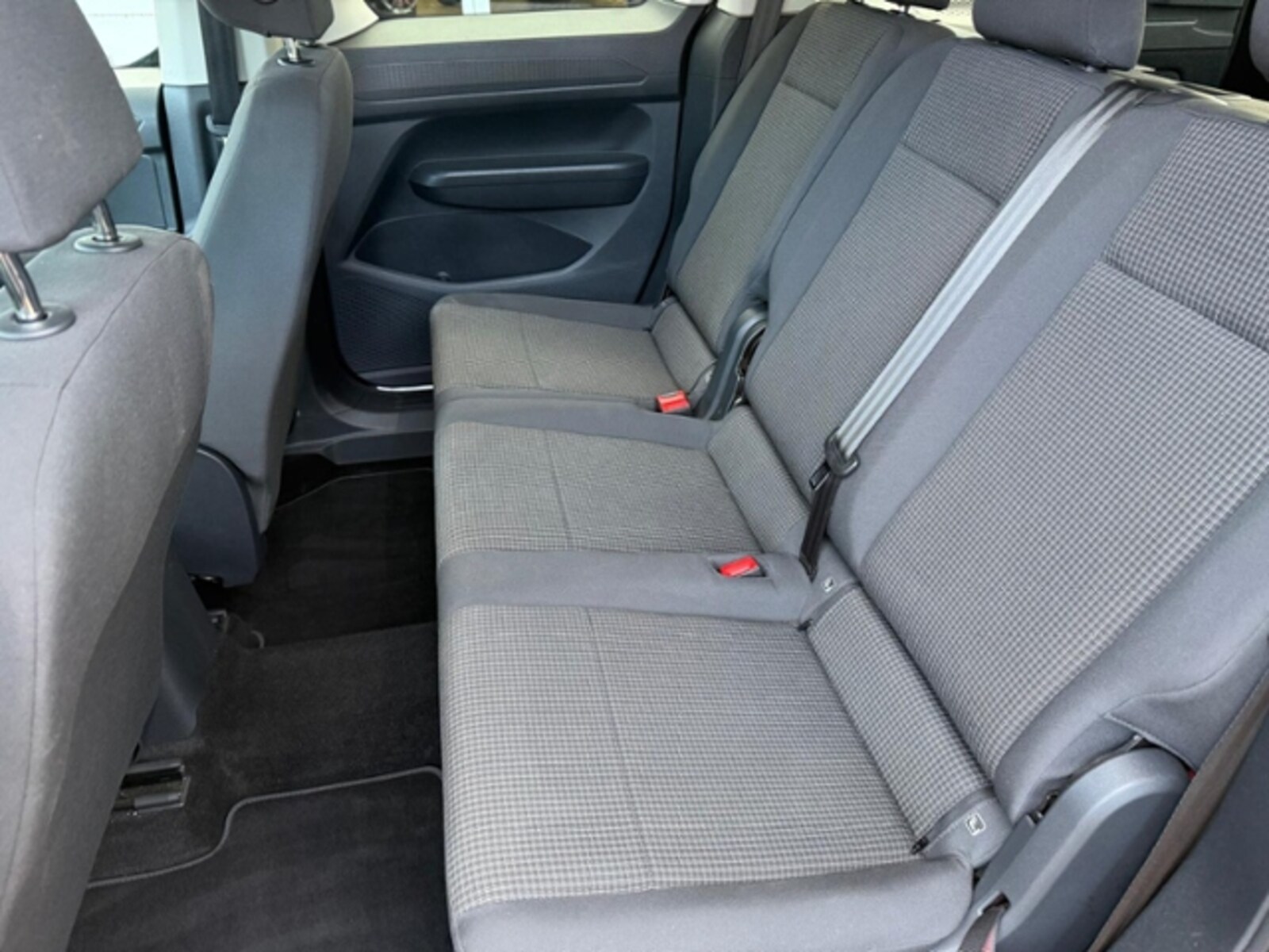 Volkswagen Caddy – Bild 12