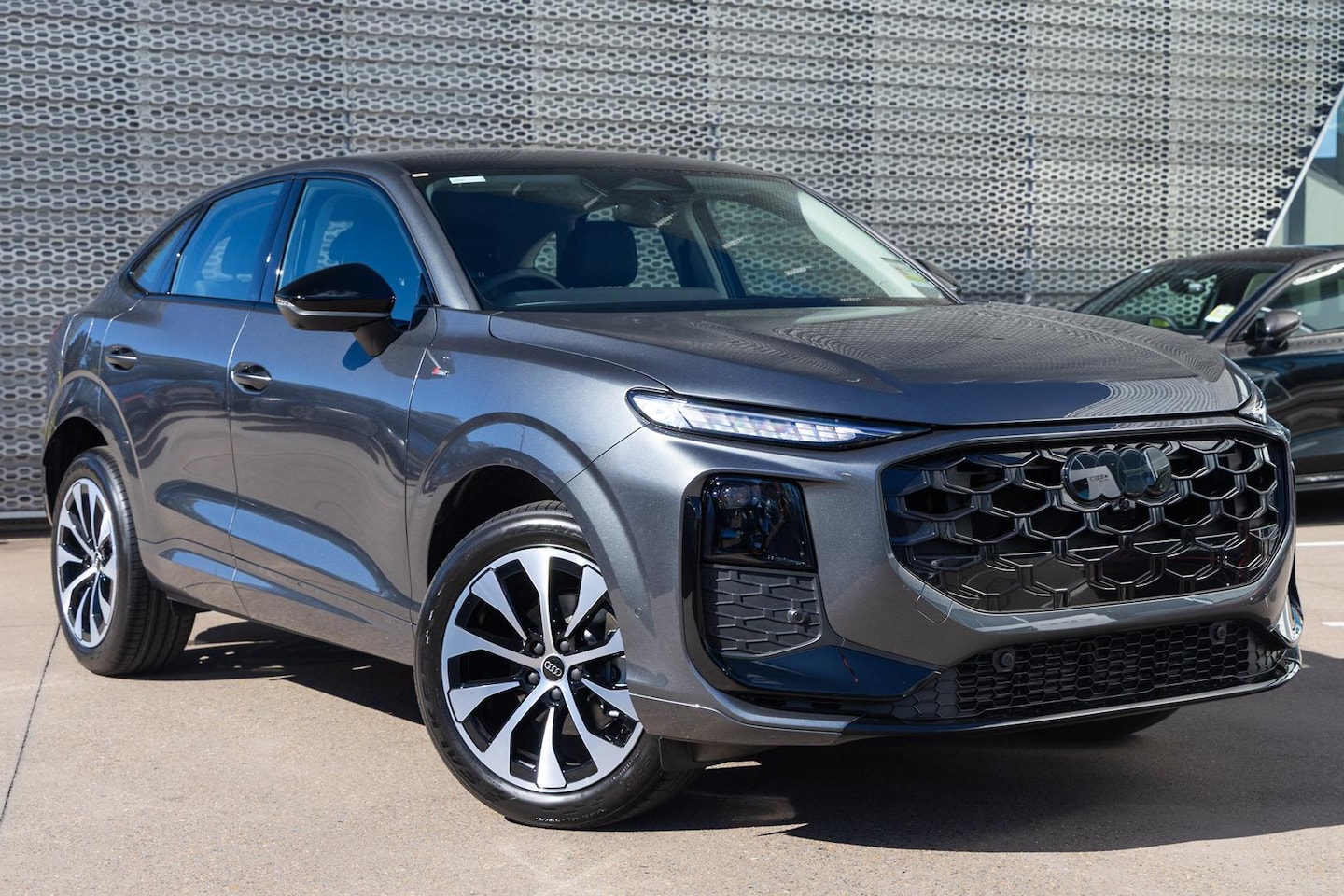 Image about Audi Q3 Sportback TFSI 110 kW