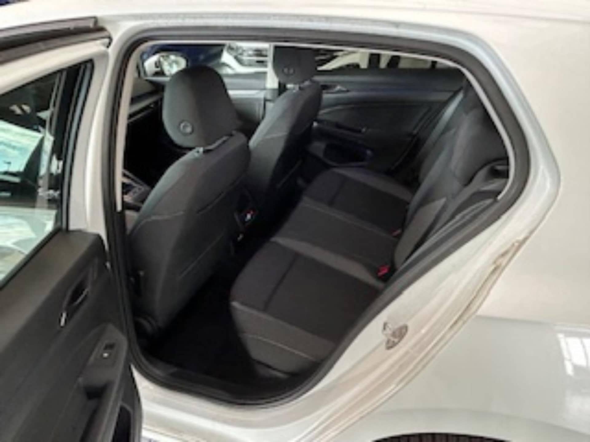 Volkswagen Golf Active