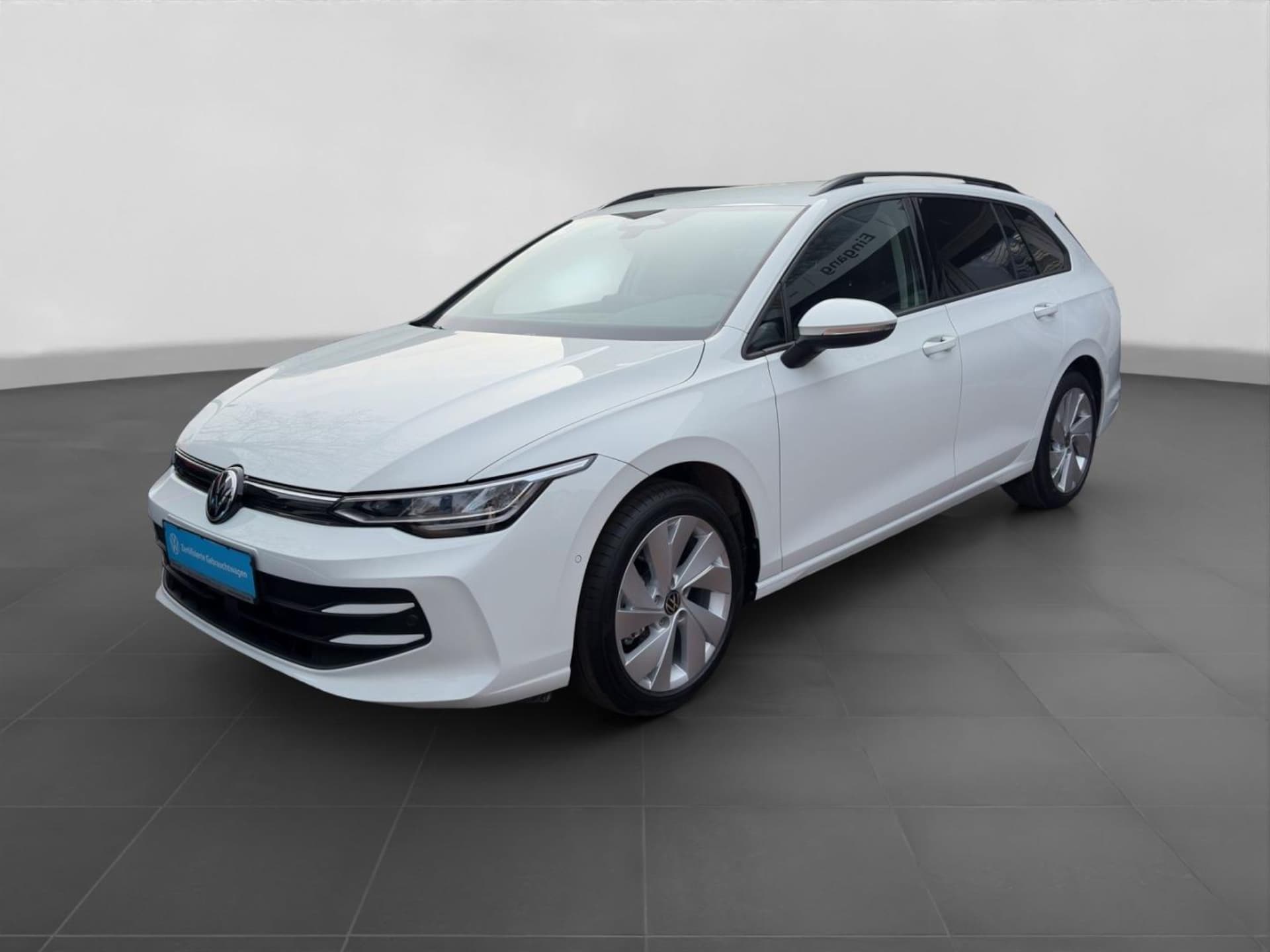 Volkswagen Golf Variant Life