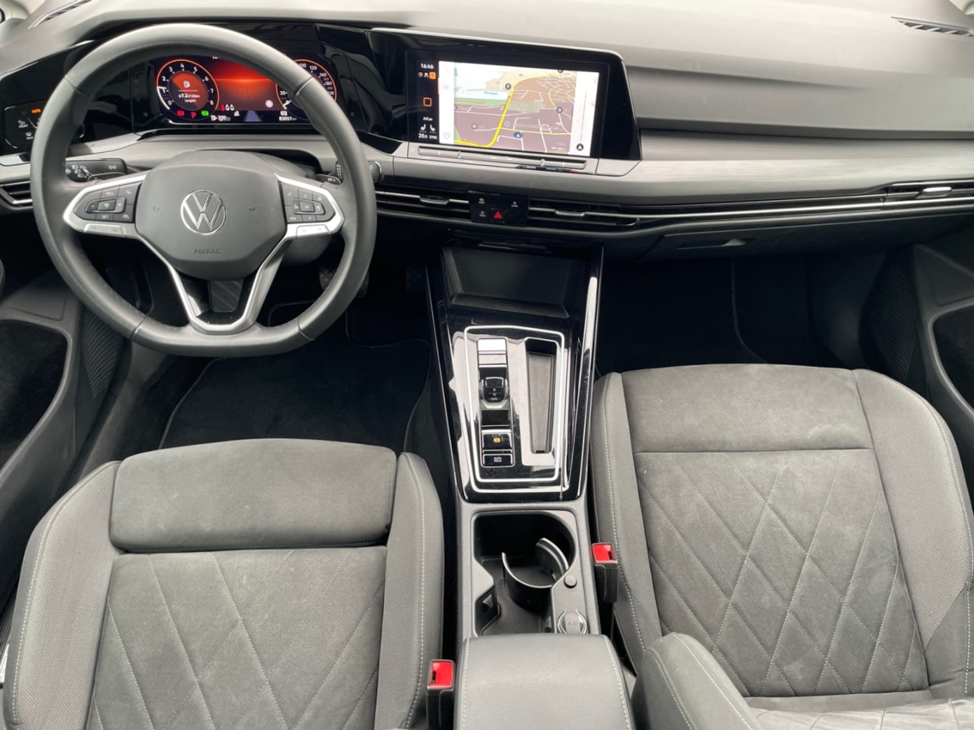 Volkswagen Golf Style