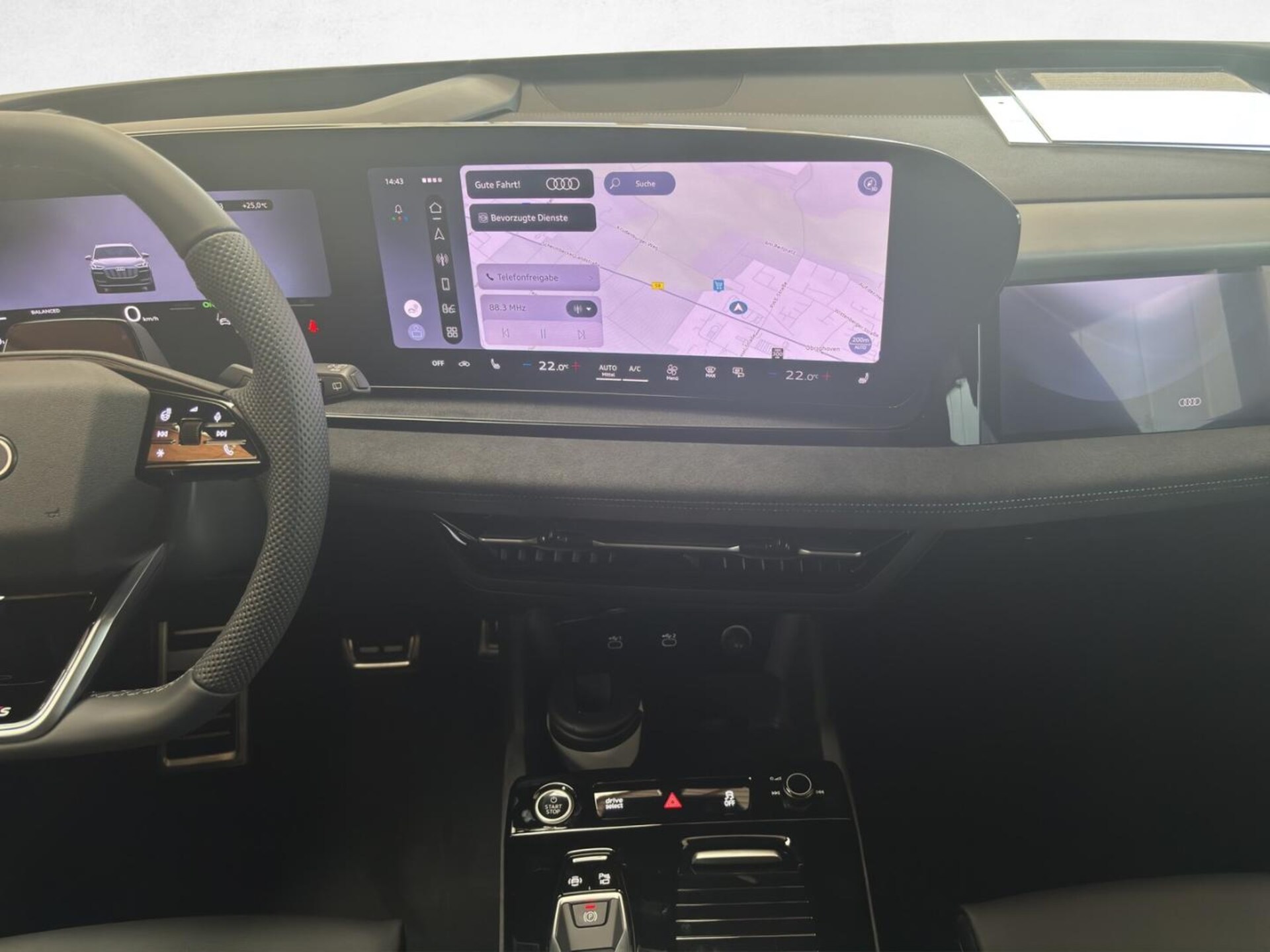 Audi Q6 SUV e-tron