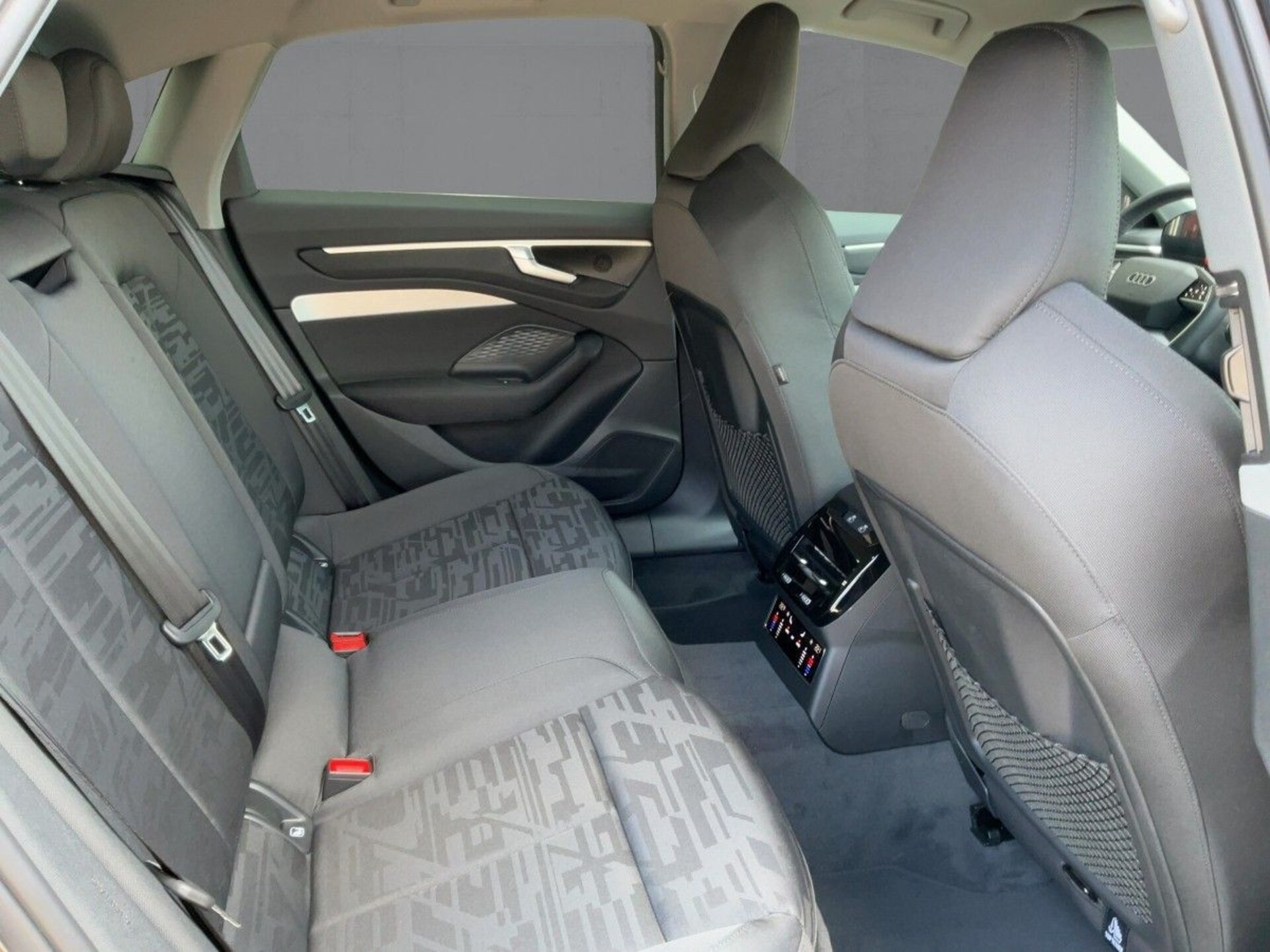 Audi A6 Limousine