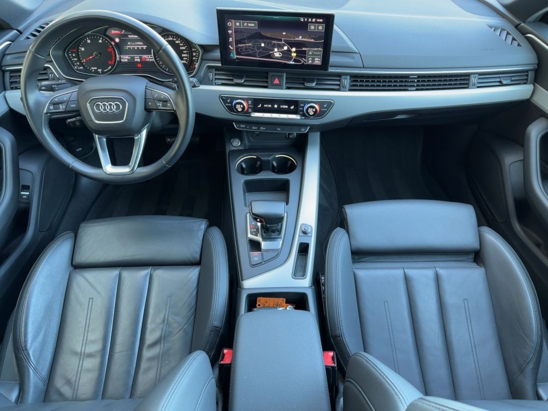 Audi A4 Avant S line