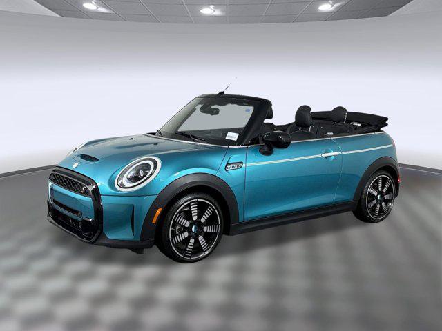 2024 MINI Convertible Cooper S's photo