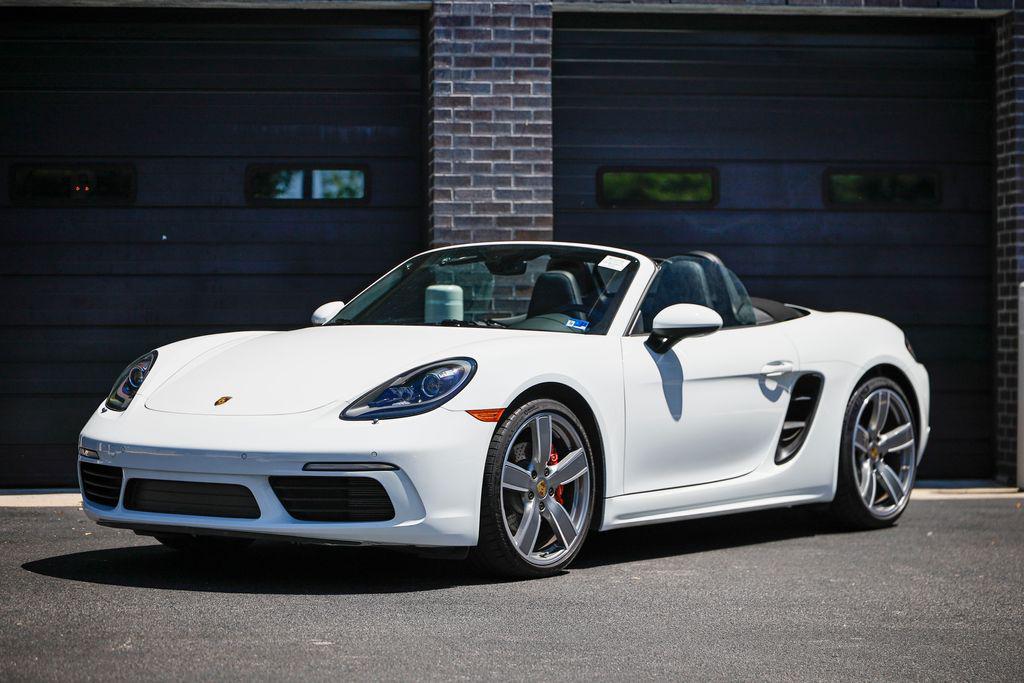 2025 Porsche 718 Boxster