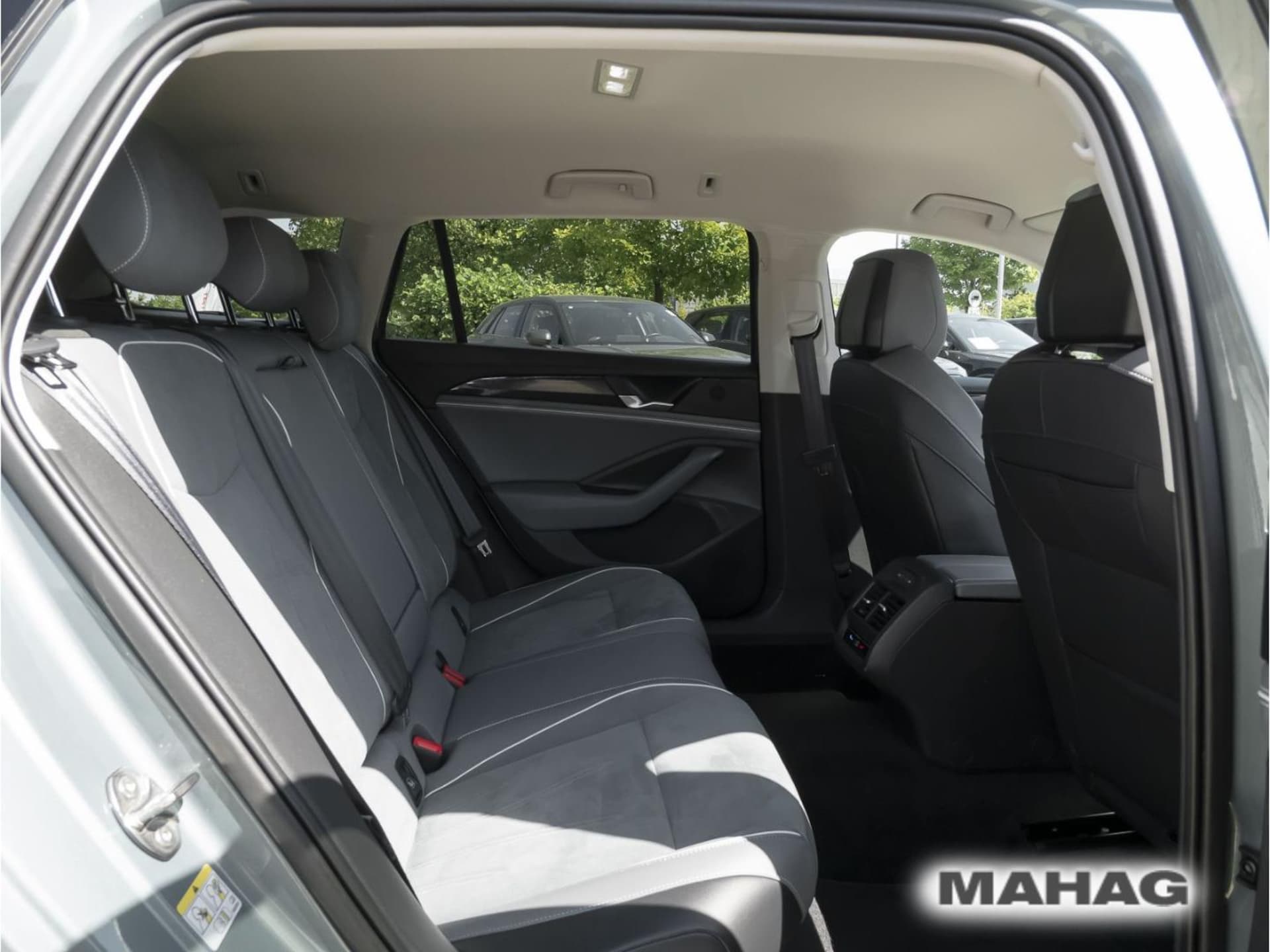 Volkswagen Passat Business