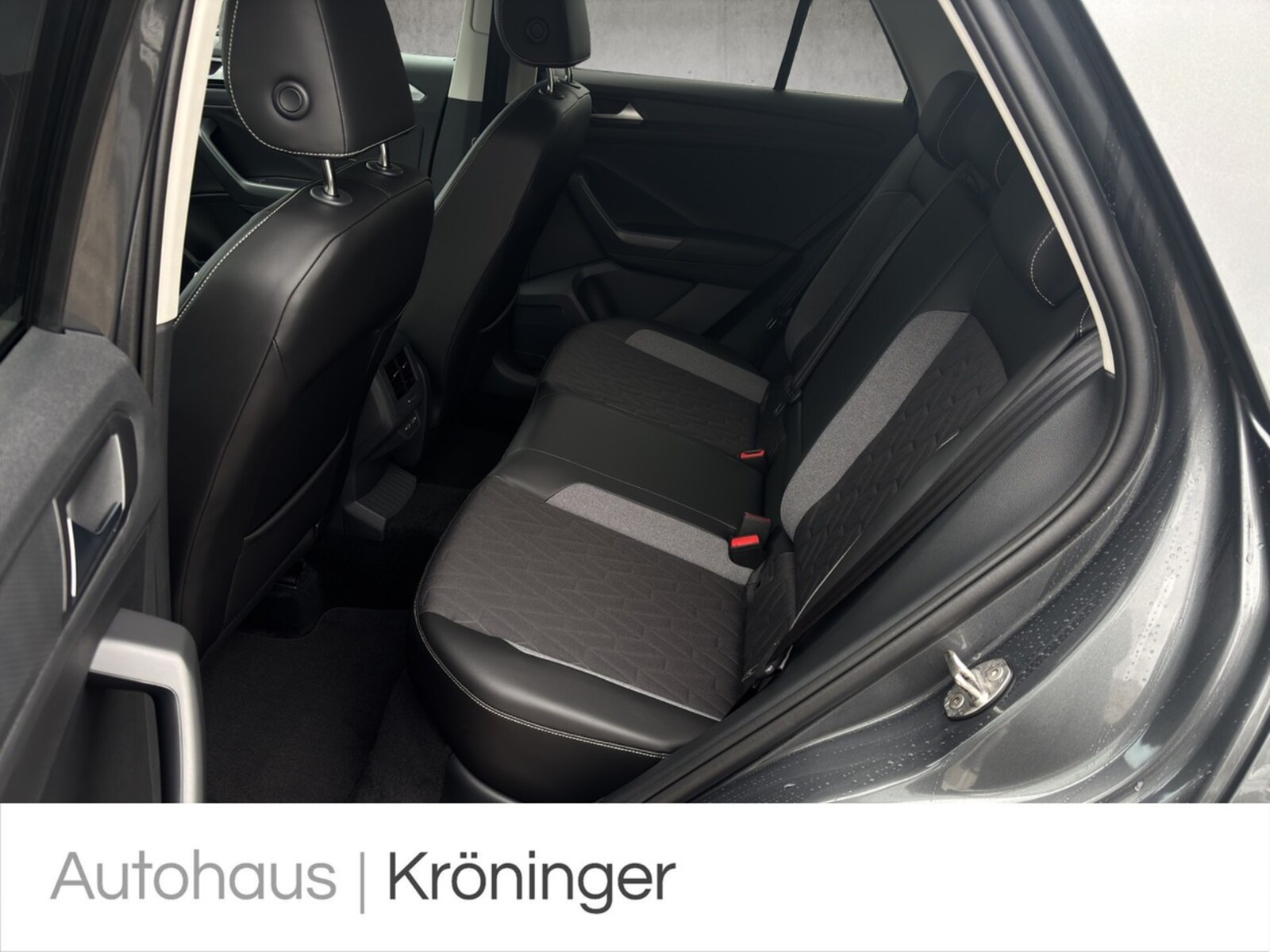 Volkswagen T-Roc – Bild 10