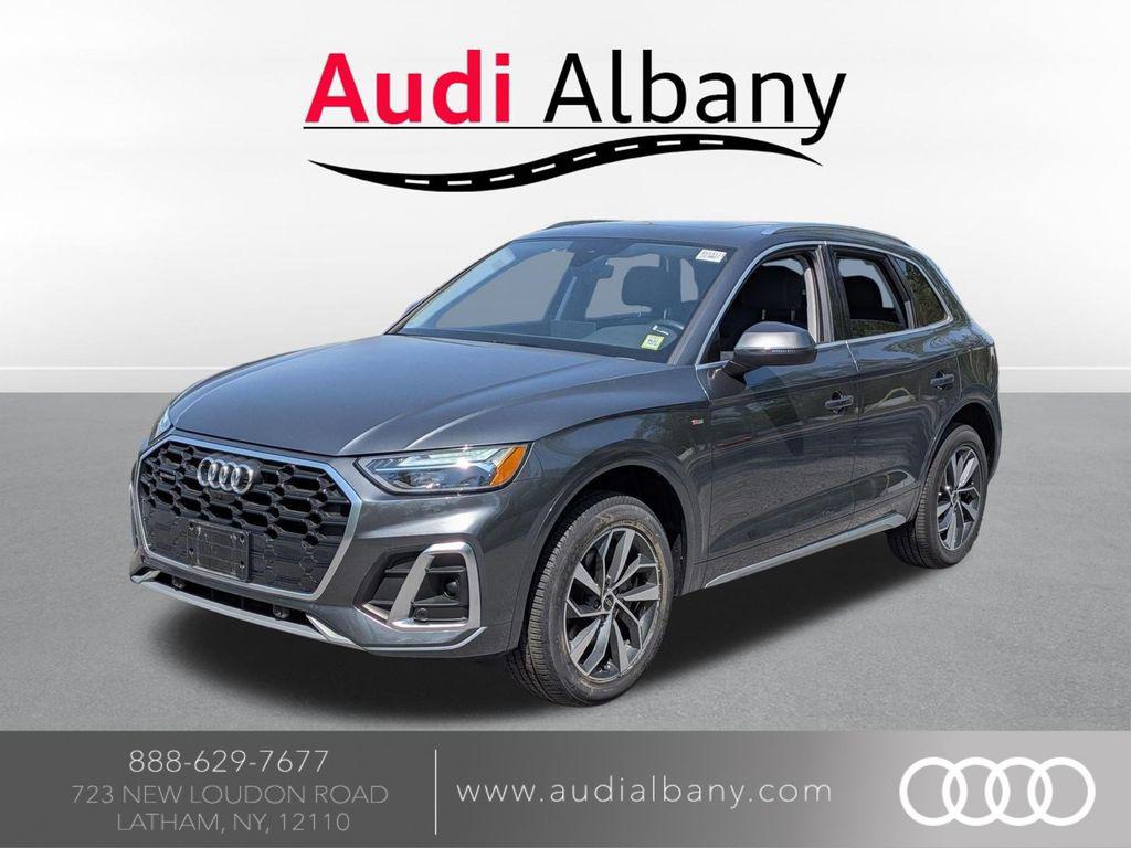 2023 Audi Q5 45 Premium Plus's photo