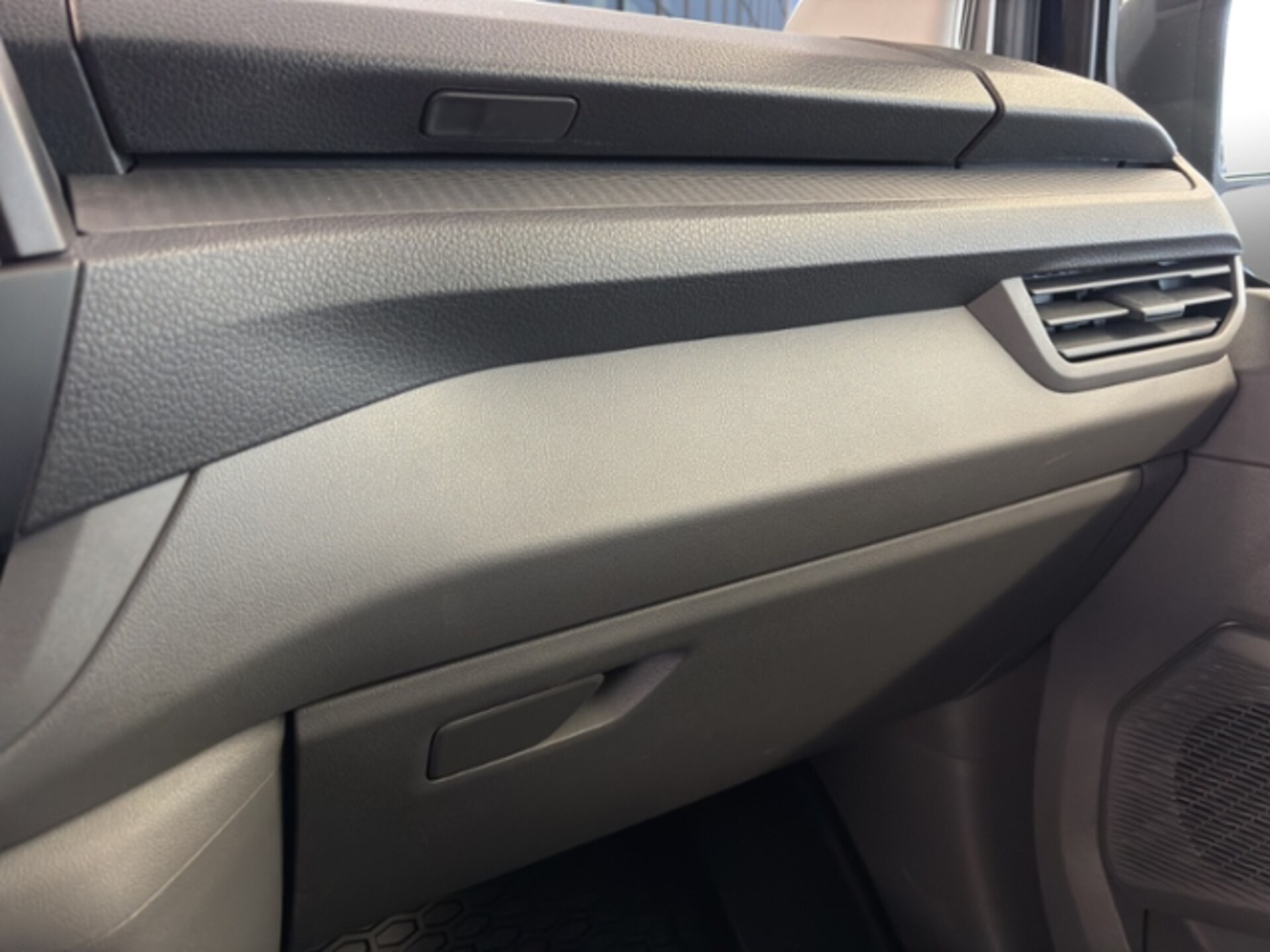 Volkswagen Transporter Kasten kurzer Radstand