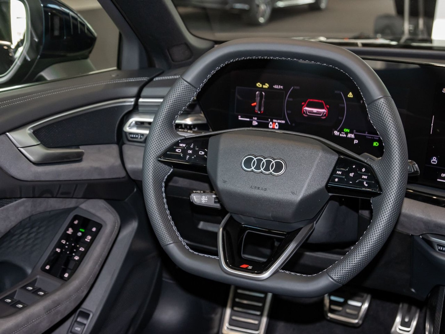 Bild über Audi A5 Avant TDI quattro 150 kW S tronic - für weitere Informationen kontaktieren Sie den Audi Partner