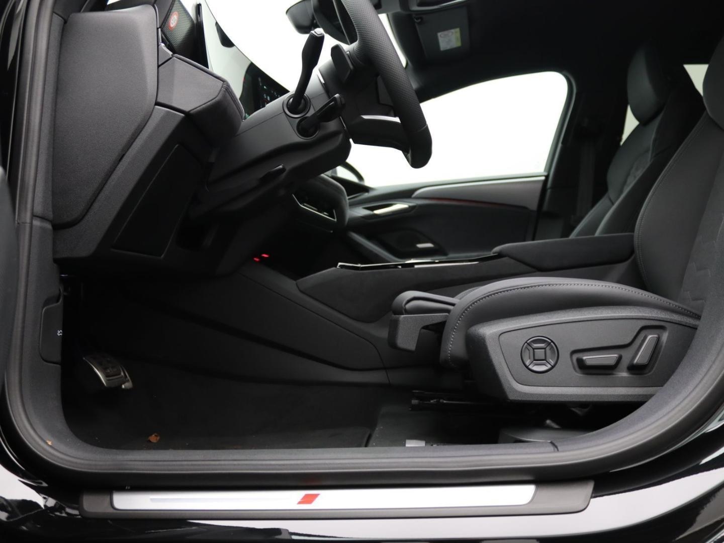 Bild über Audi A6 Avant e-tron e-tron quattro - für weitere Informationen kontaktieren Sie den Audi Partner