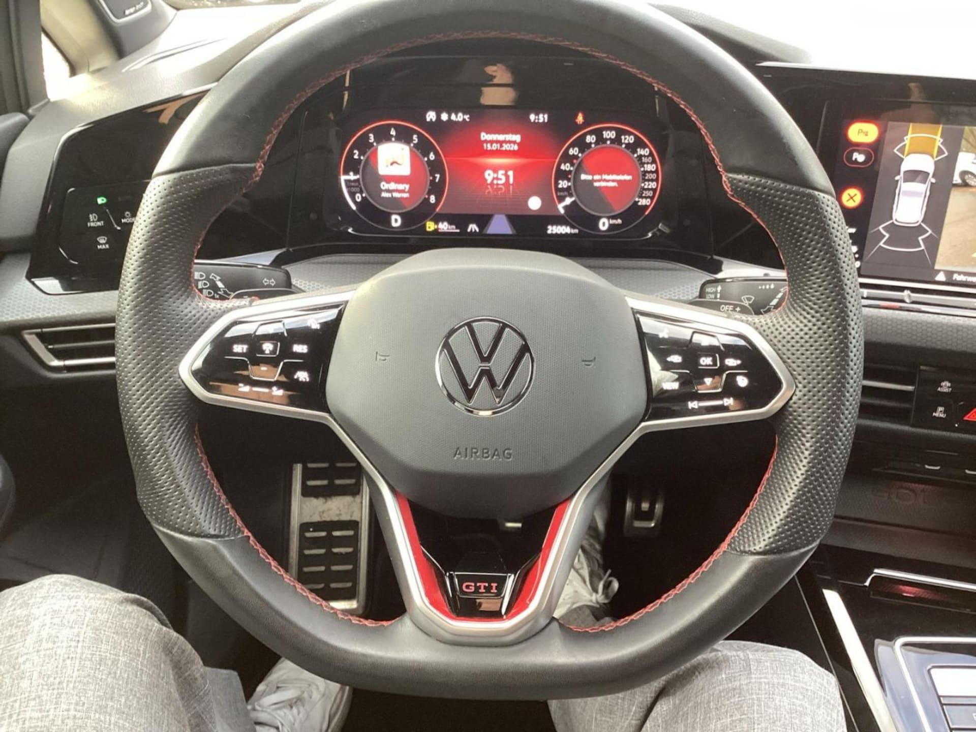 Volkswagen Golf GTI