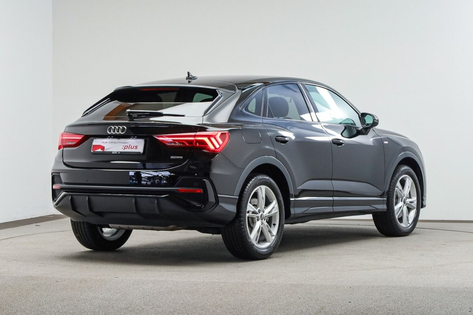 Audi Q3 Sportback S line