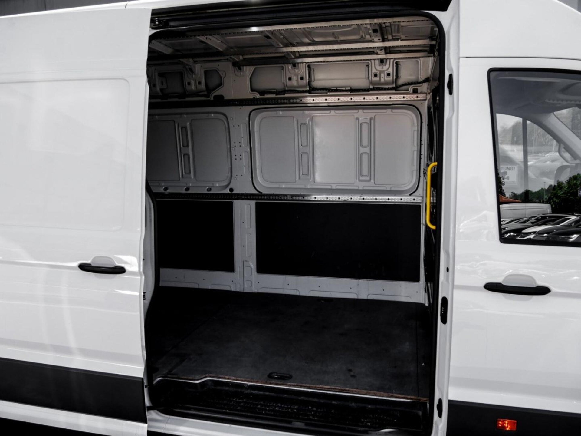 Volkswagen Crafter Kasten langer Radstand