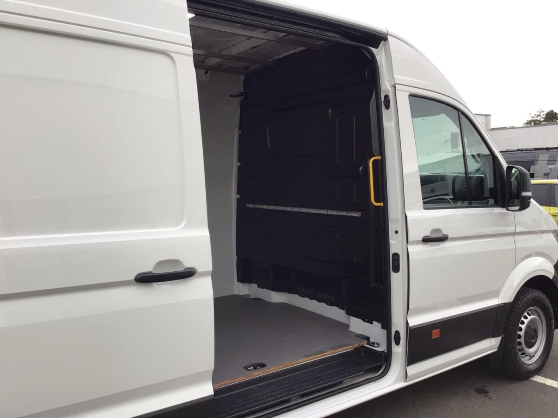 Volkswagen Crafter Kasten langer Radstand