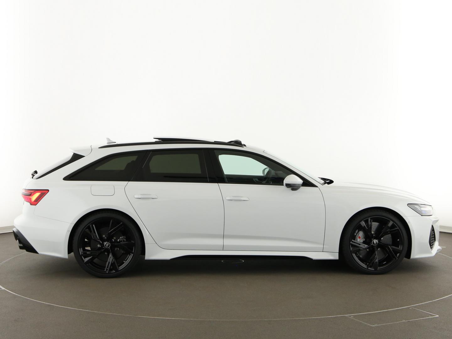 Image about Audi RS 6 Avant TFSI quattro tiptronic