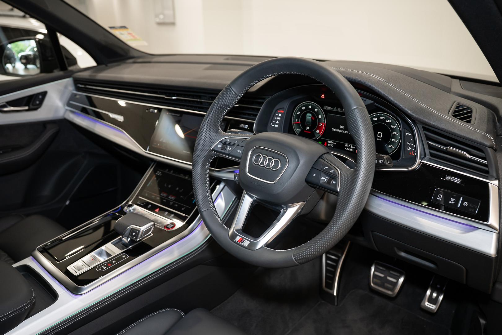 Image about Audi SQ7 SQ7 TFSI 373 kW tiptronic