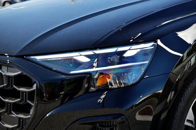 2026 Audi Q8 Premium Plus - Photo 12