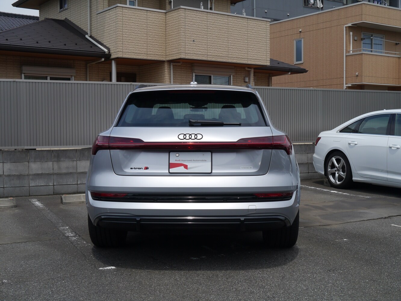 Audi e-tron S