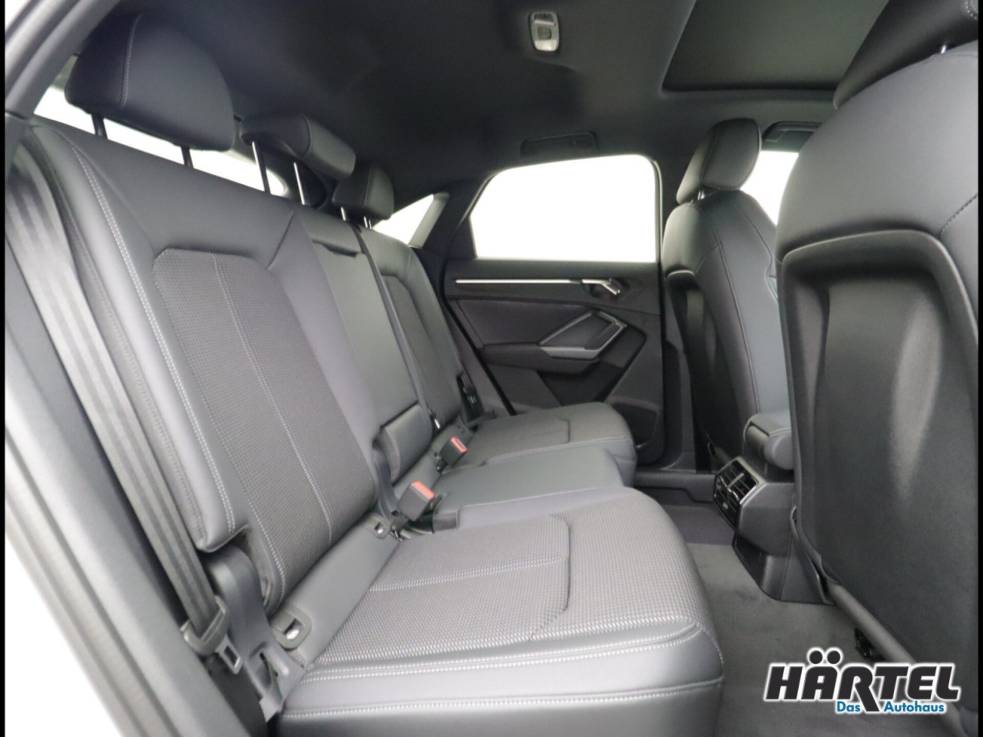 Audi Q3 Sportback S line