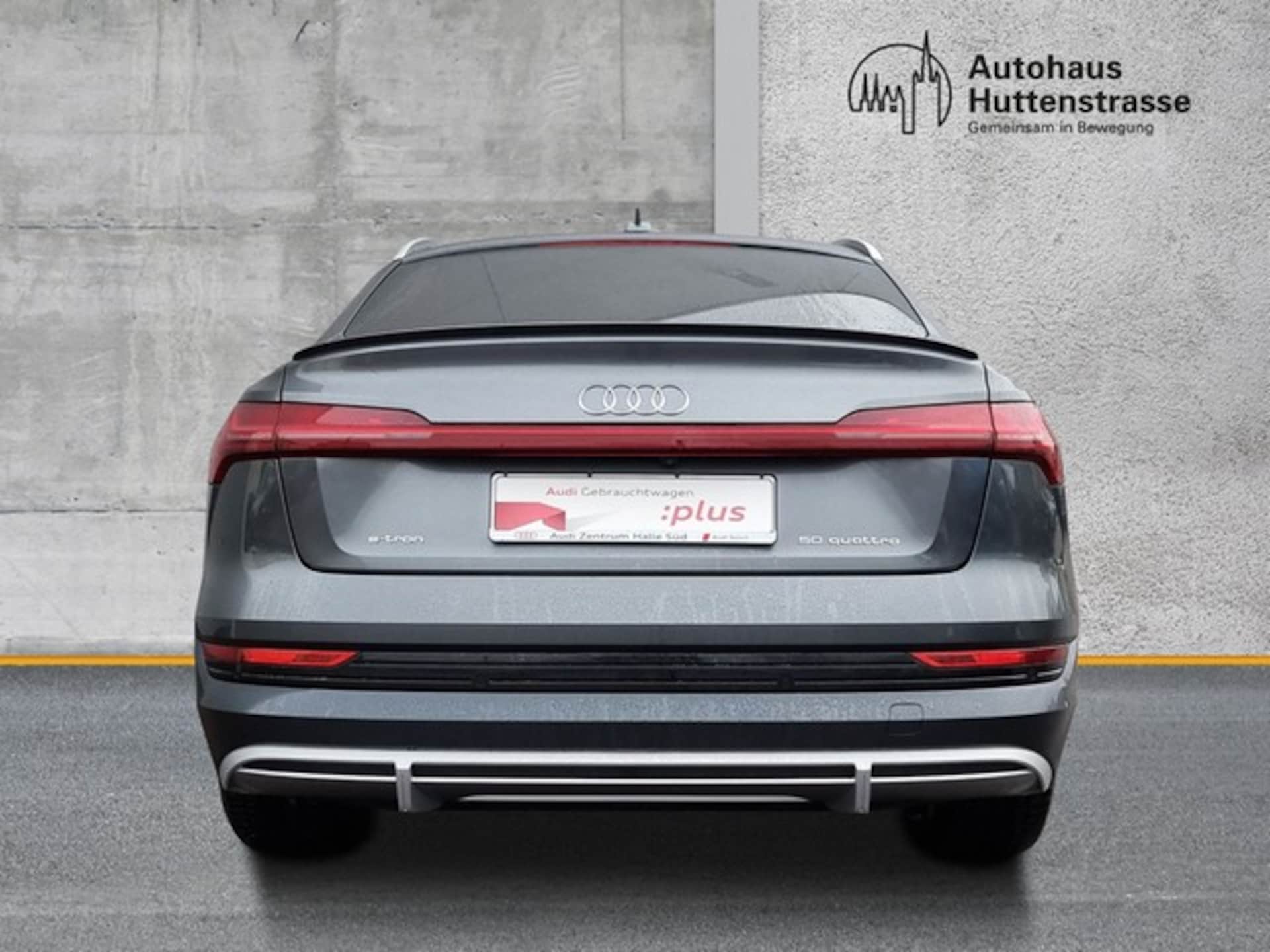 Audi e-tron Sportback S line